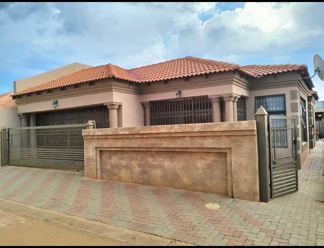 3 BEDROOM HOUSE FOR SALE IN SOSHANGUVE XX